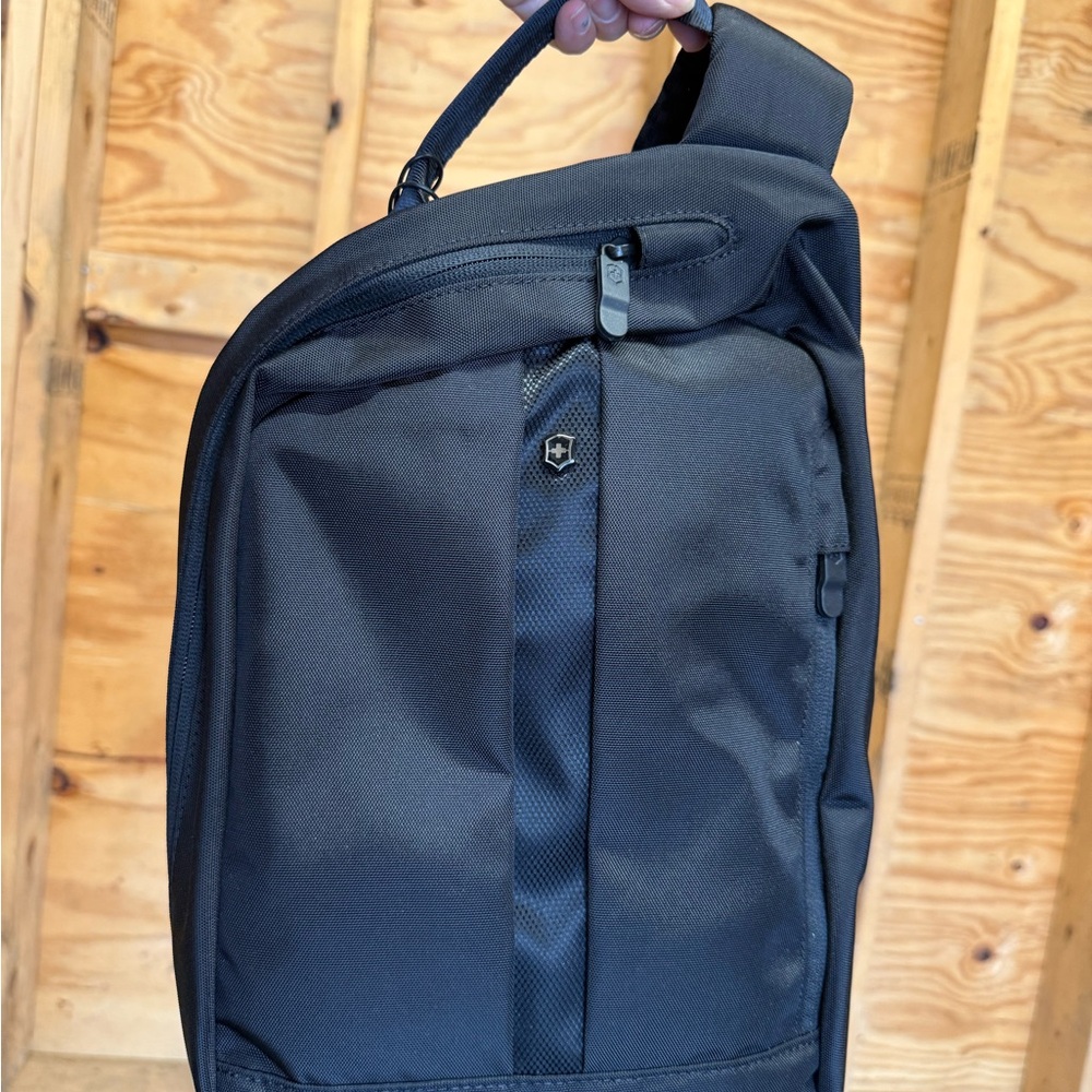 Victorinox Classic Black Men's One Shoulder Sling Gear Backpack